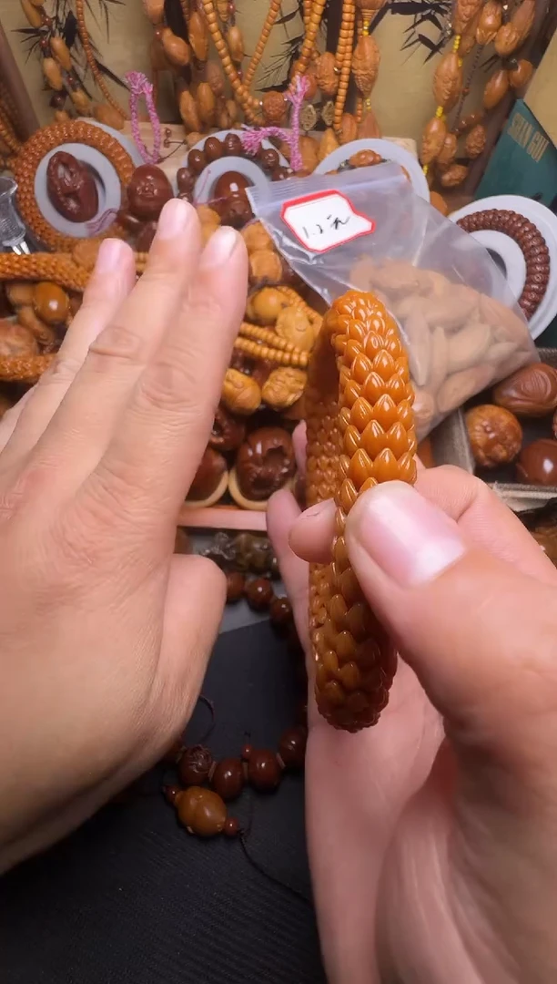 手串橄榄核猴头莲花