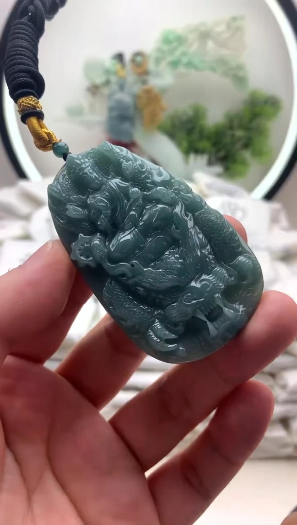 颈饰未镶嵌翡翠千手