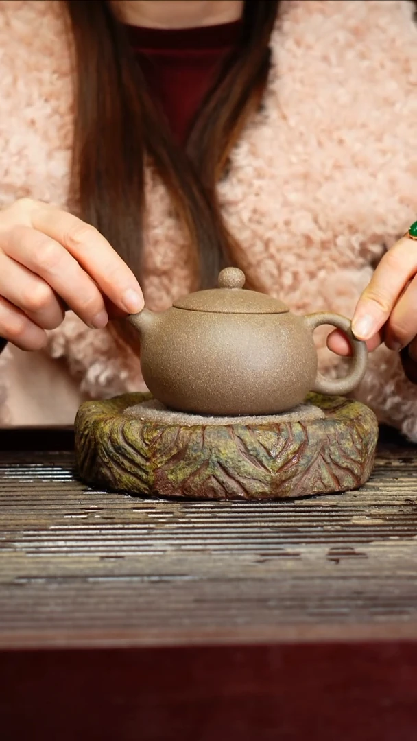 宜兴原矿紫砂壶茶壶宜兴原矿紫砂壶茶壶150C