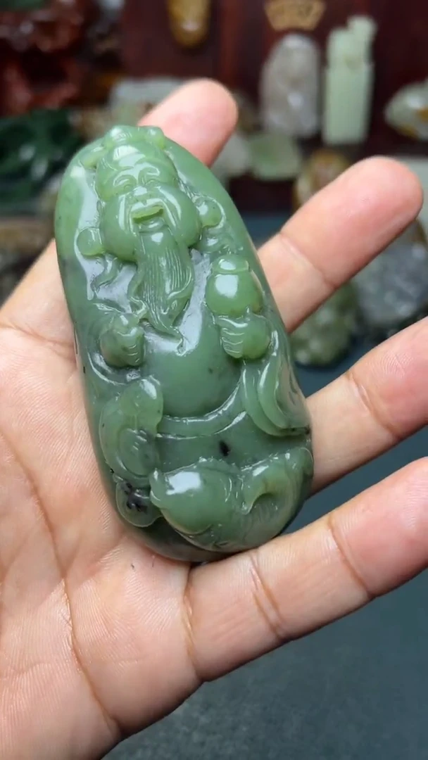 未镶嵌和田玉把件-