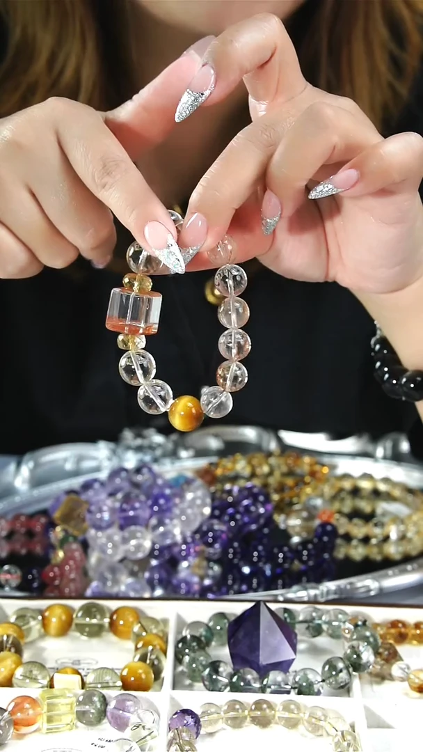 未镶嵌手串水晶【红胶花方糖 白水晶】设计款手串