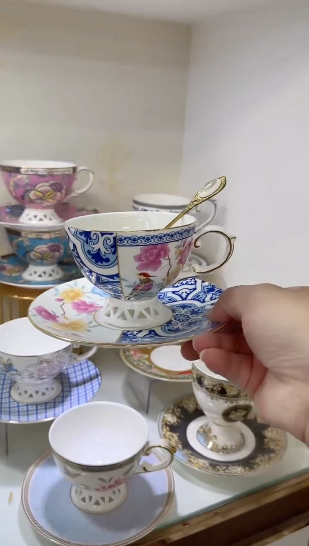 36%以上骨粉骨瓷咖啡杯碟配金勺