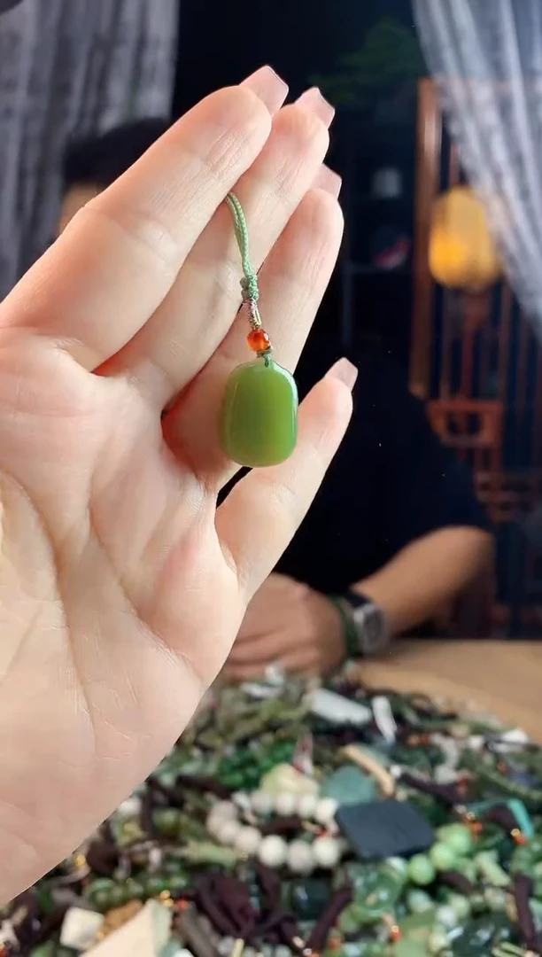 【闪购商品】和田玉挂件未镶嵌多样性发货拍一发一