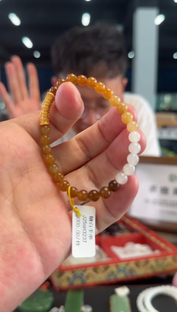 和田玉未镶嵌颈饰和田玉