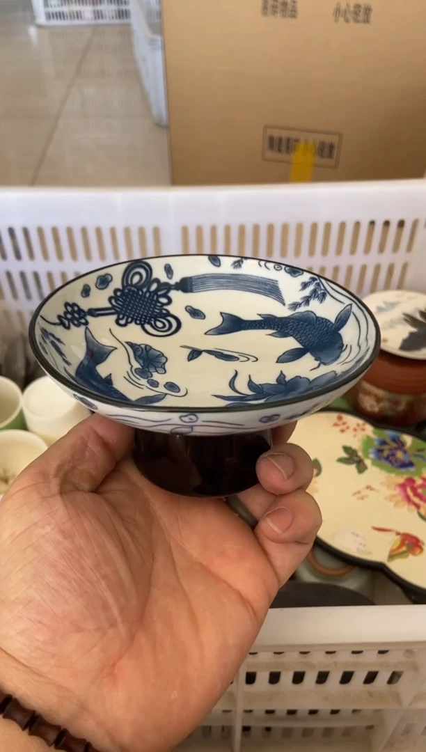 杯无运费险有瑕疵的摄影的产品有使用过的痕迹有点脏介意勿拍