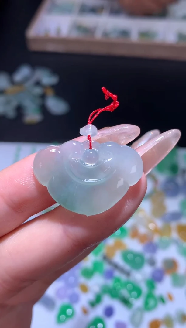 未镶嵌定制翡翠如意头