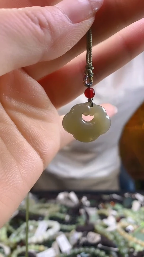 和田玉未镶嵌颈饰多样性发货，拍一发一