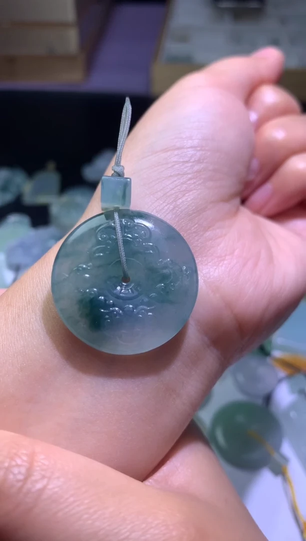 【闪购商品】定制翡翠未镶嵌毛货
