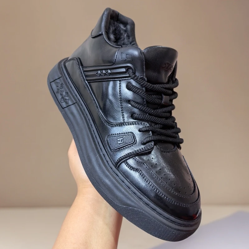 板鞋休闲保暖秋冬潮鞋休闲板鞋轻职风系带冬季