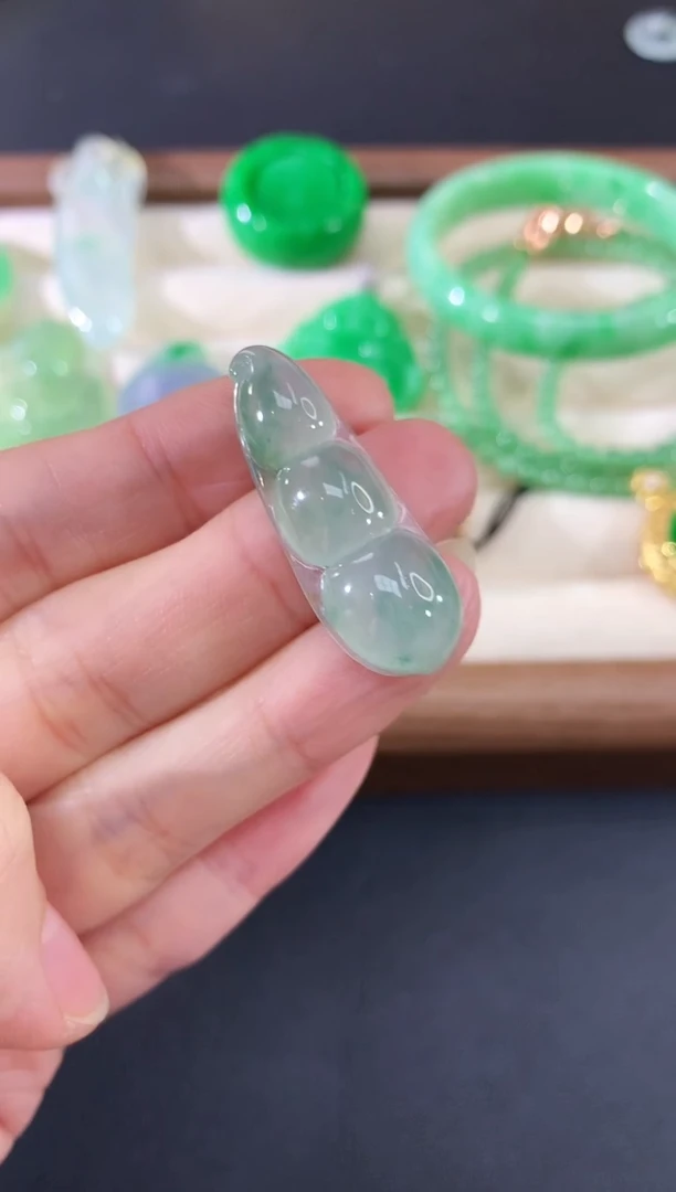 吊坠(不含链)未镶嵌翡翠51买断场不退不换|2500