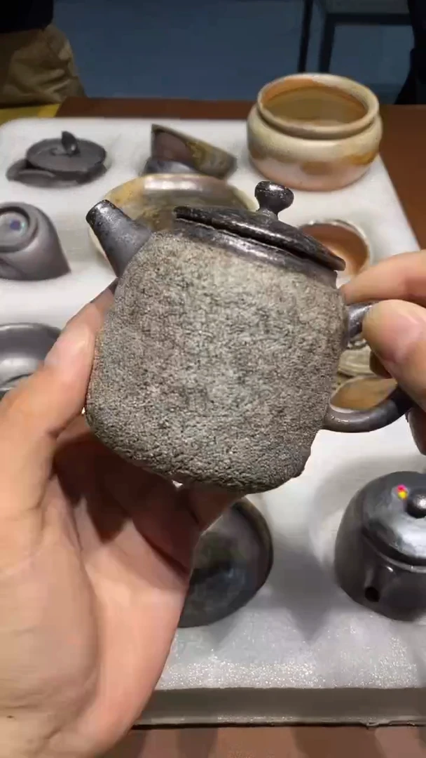 奢瓷/瑞寅柴烧茶器（壶）558