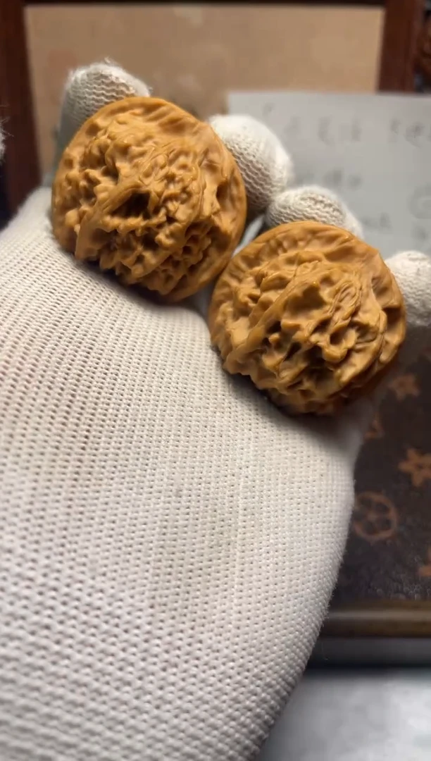 吊坠文玩核桃1号天地（卡41）