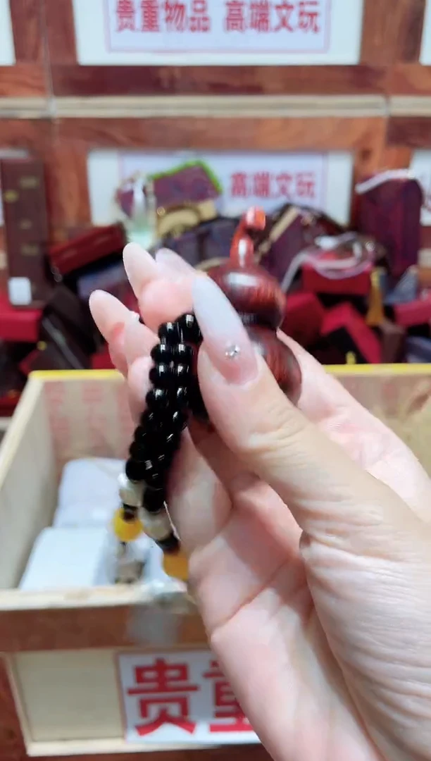 精品手串闪购链接（多样性发其一）￥