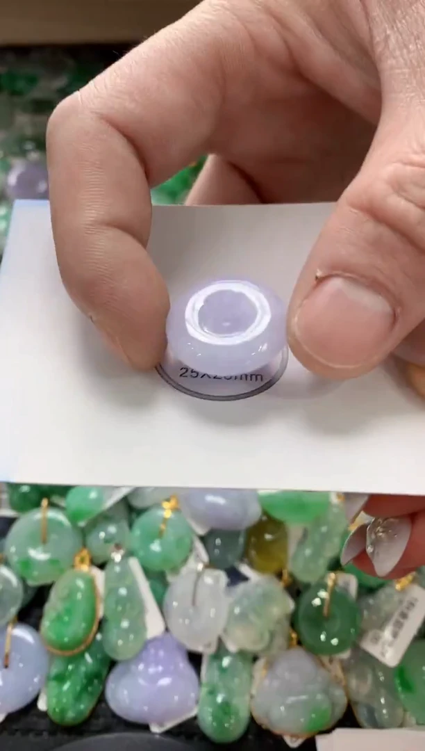 颈饰未镶嵌翡翠1111111111111111