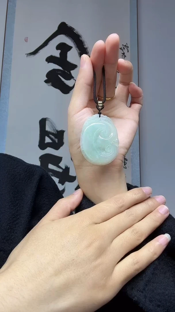 颈饰未镶嵌翡翠如意