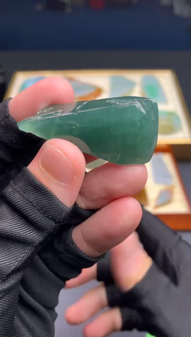 定制翡翠未镶嵌天然翡翠裸石