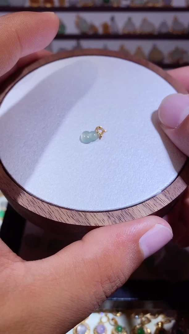 翡翠18K金镶嵌吊坠(不含链)11111