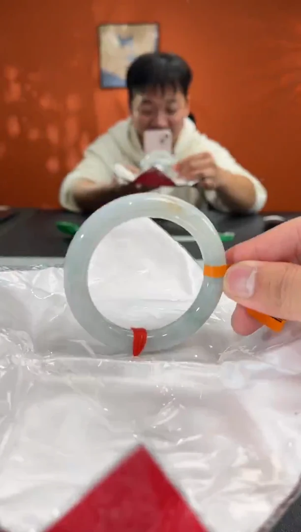 未镶嵌手镯翡翠9  52.8