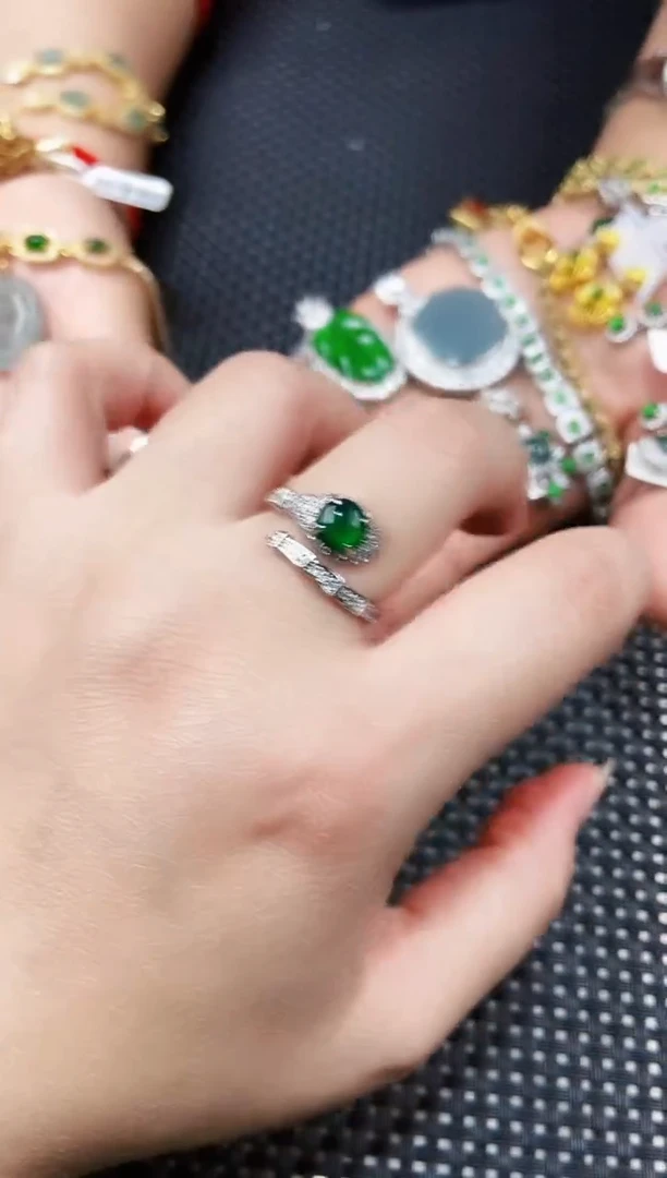 【闪购商品】翡翠戒指未镶嵌11111111