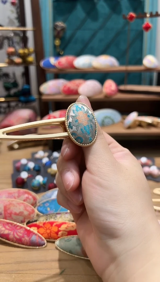 【闪购商品】【一物一拍专车】浅色蓝橘小椭圆鸭嘴夹