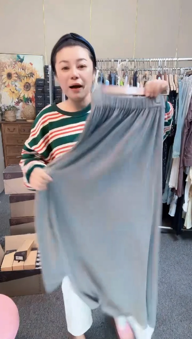672