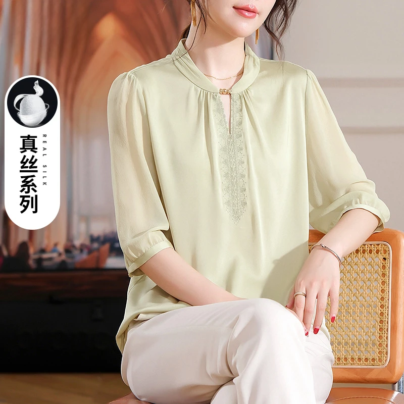 年轻妈妈夏装桑蚕丝上衣洋气新款中老年女时尚真丝t恤母亲衣服