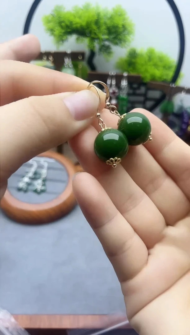 未镶嵌和田玉耳饰157000