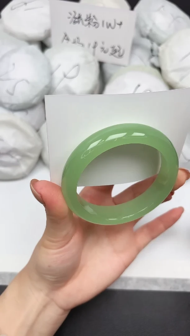 未镶嵌手镯石英质玉5/5859