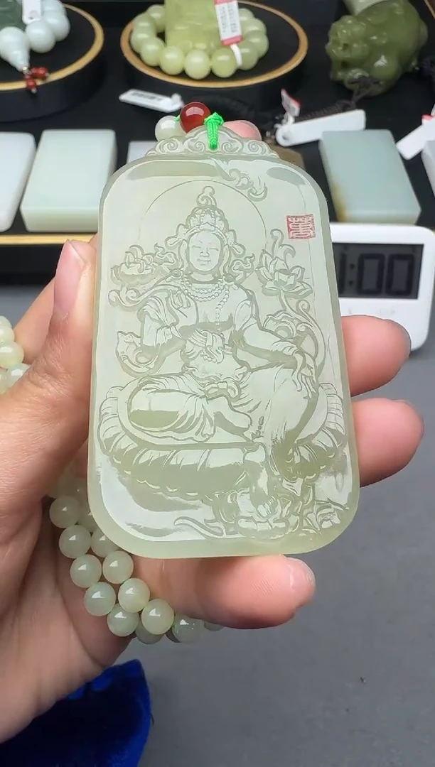 颈饰未镶嵌和田玉1