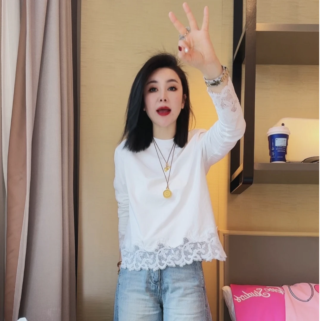 欧货袖口下摆蕾丝拼接打底衫女2025年春季新款时尚宽松休闲上衣潮