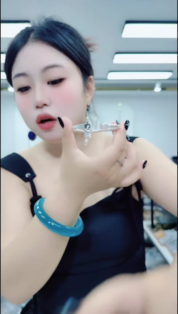 玛瑙/玉髓颈饰合金2515银色雕刻手镯