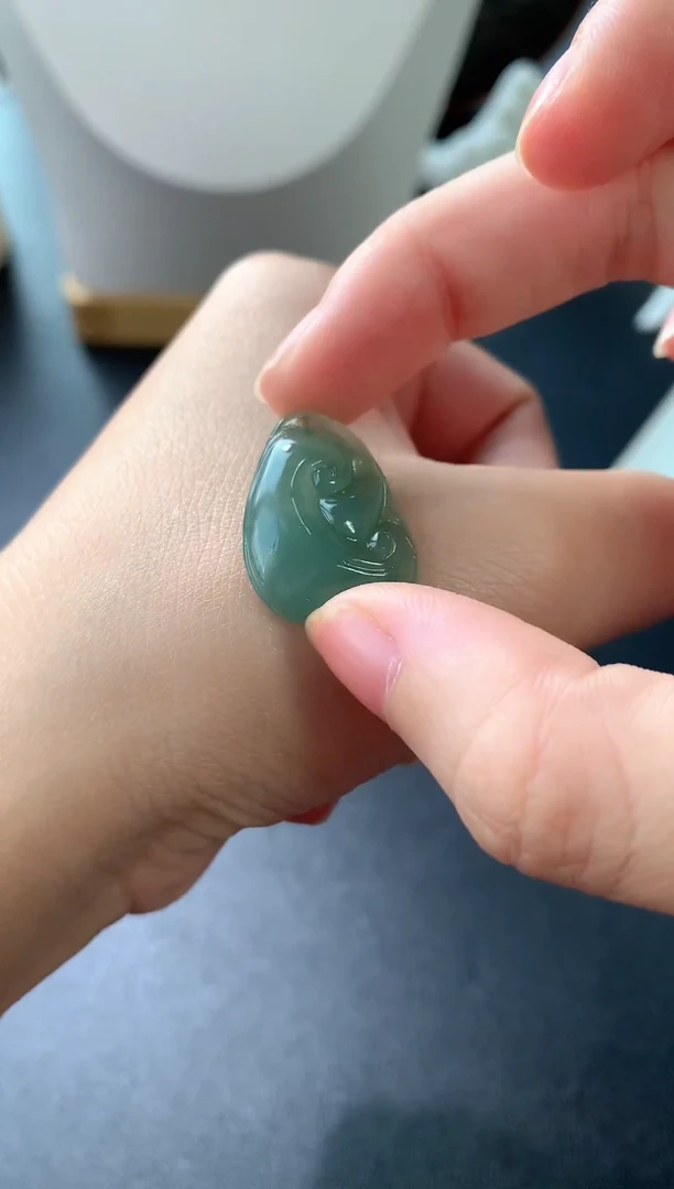 定制翡翠未镶嵌毛货