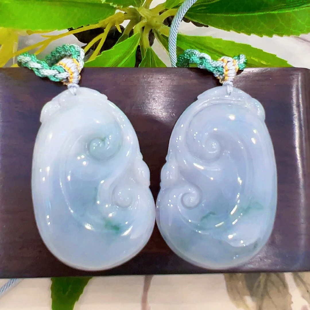 天然翡翠A货冰飘如意吊坠 高50+宽34+厚6+（多样性发其中一个）