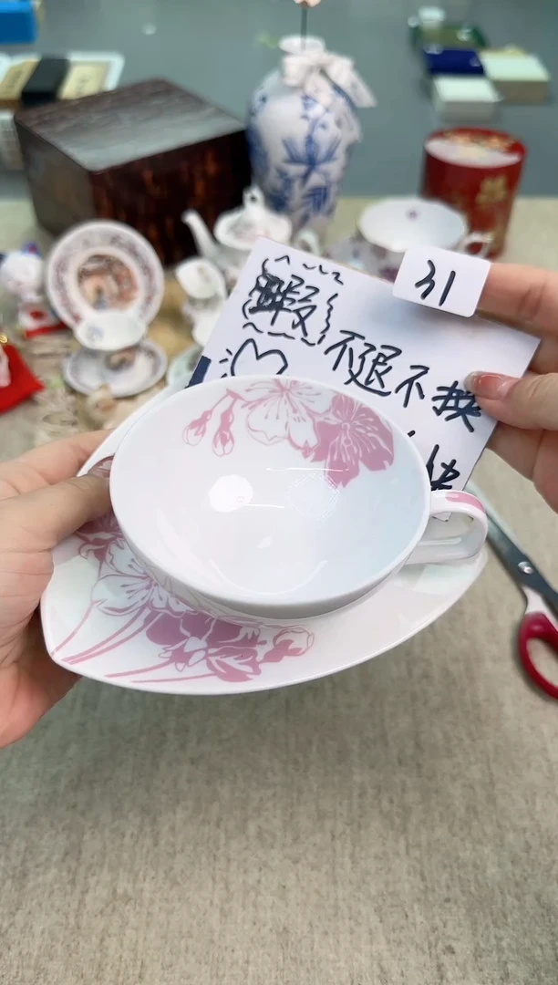 瓷片泡泡家的瓷器真好看