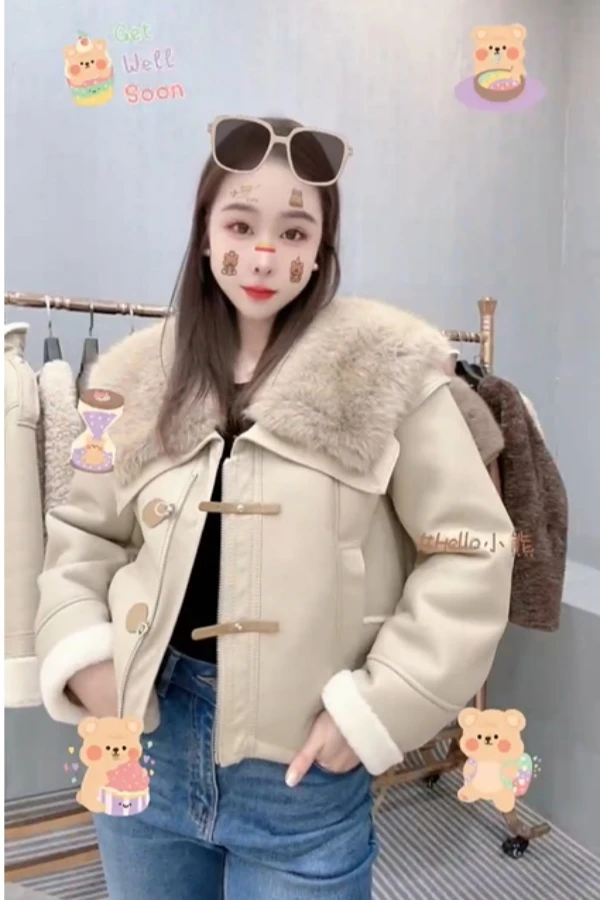 2025年大毛领修身款时尚短款皮毛一体外套网红