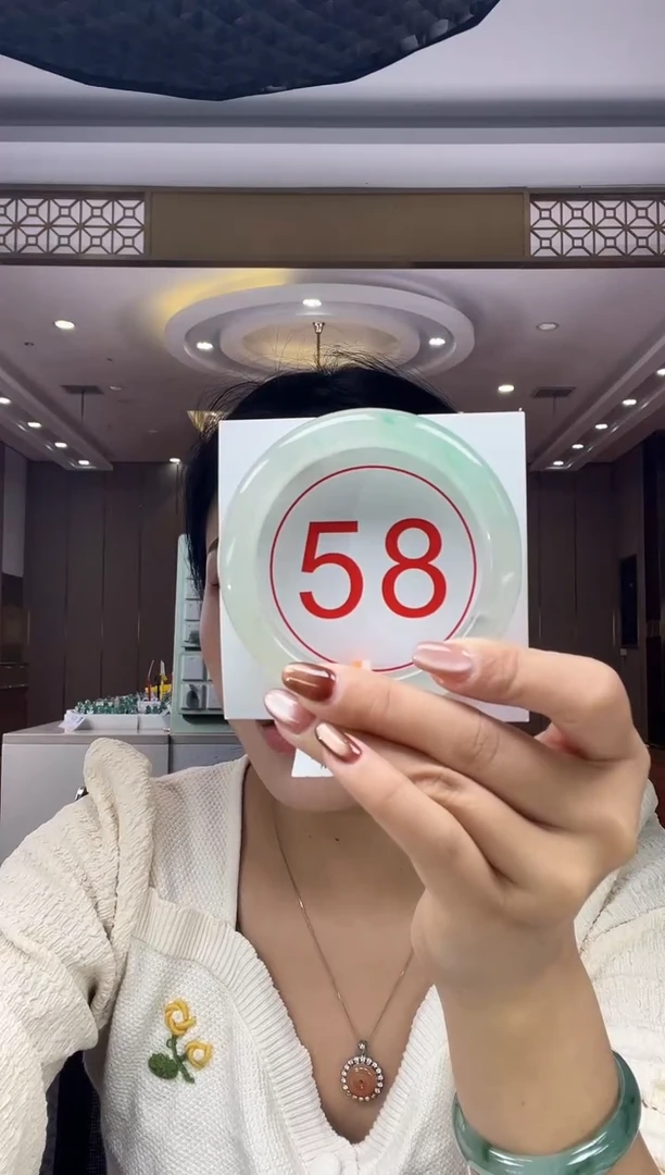 未镶嵌手镯石英质玉29