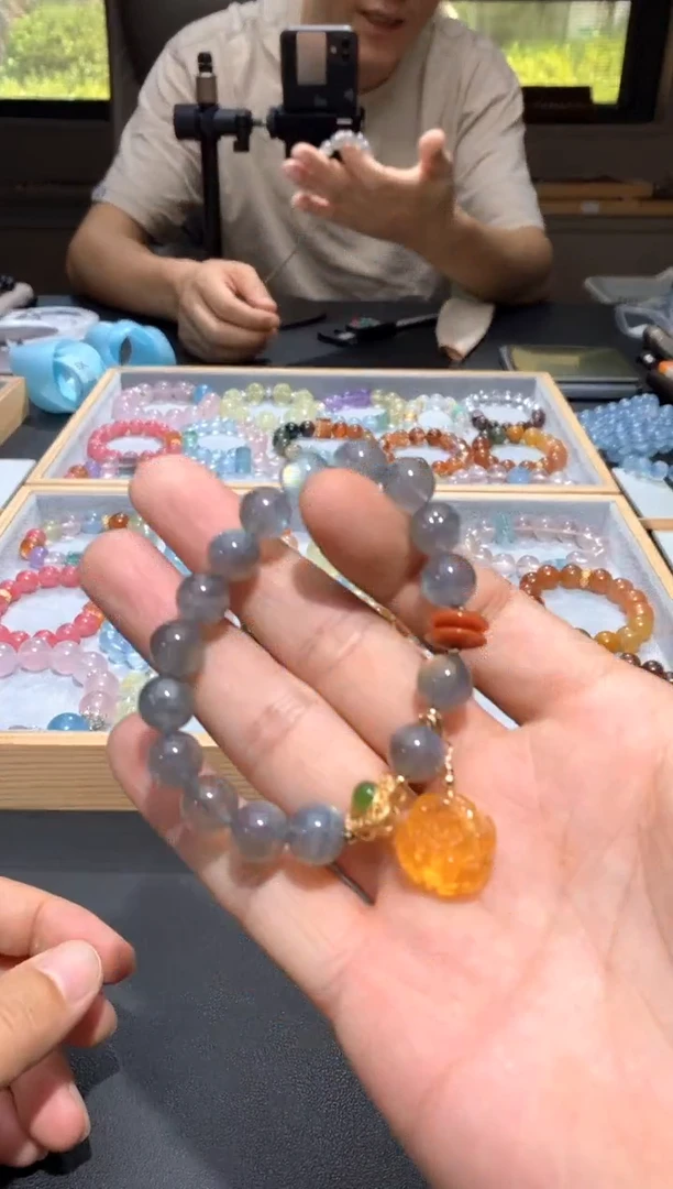 水晶手链未镶嵌拉长石手链