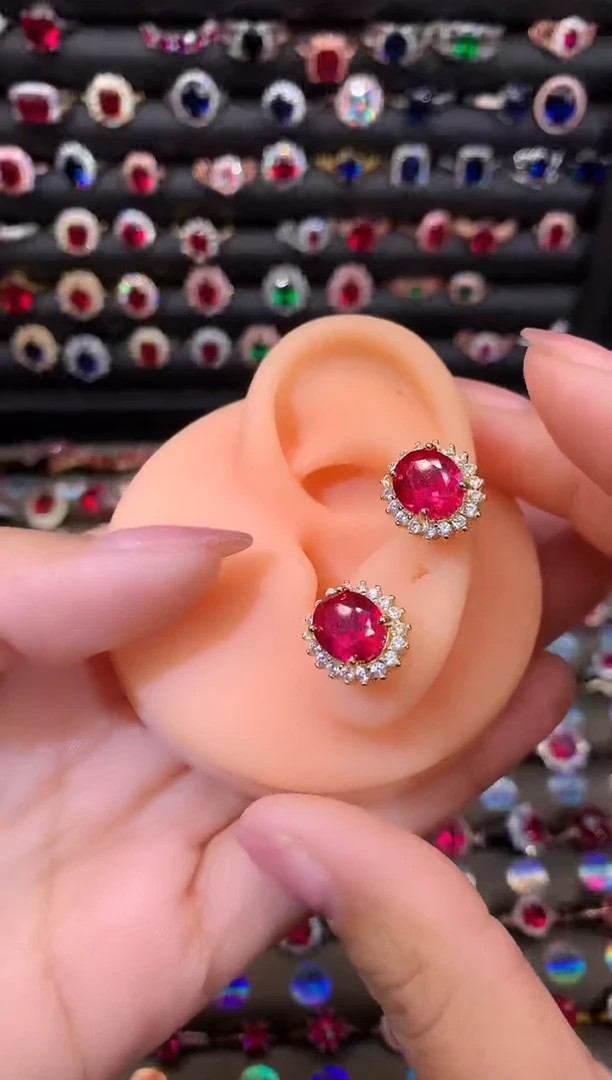 【闪购商品】红宝石耳饰银S925镶嵌810金