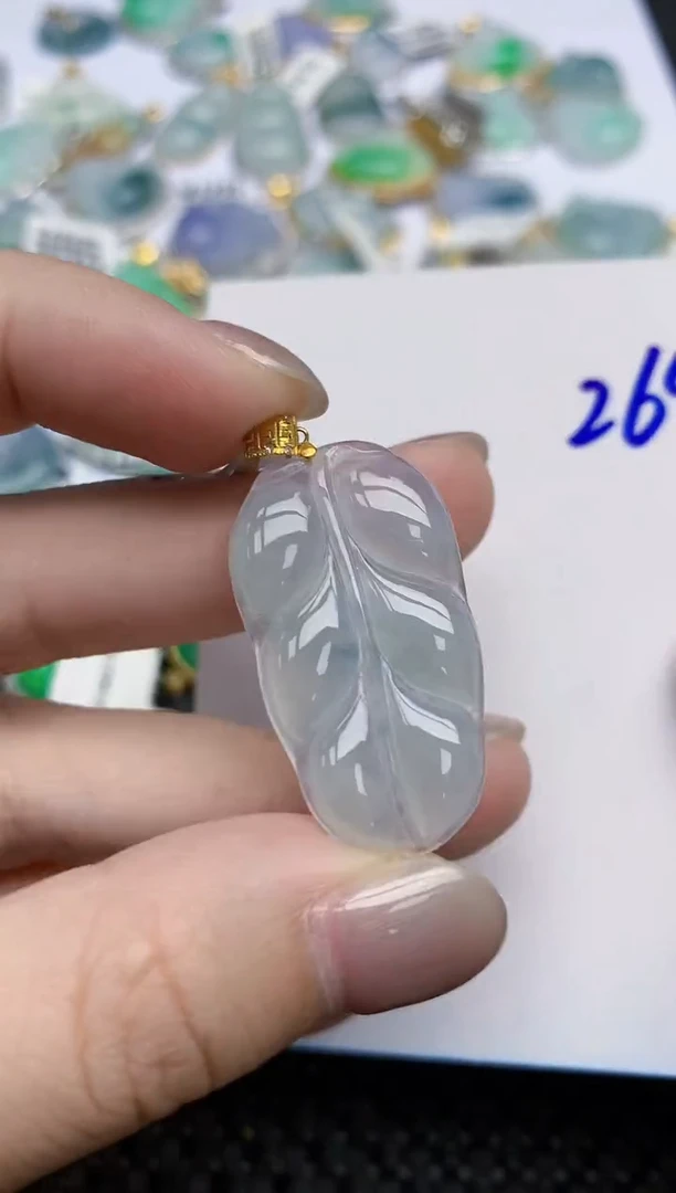 【闪购商品】翡翠颈饰18K金镶嵌天然翡翠A货