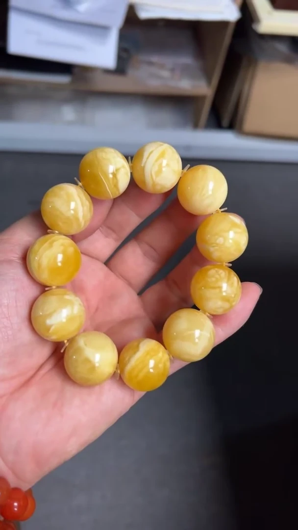 琥珀未镶嵌珠宝奇石20mm-57.8g