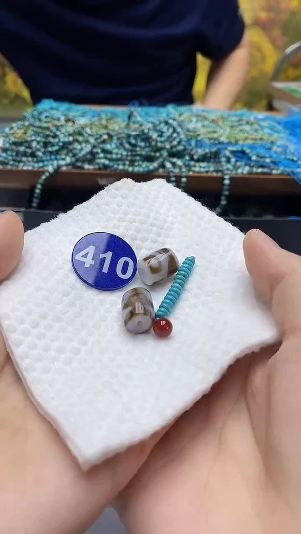 玛瑙/玉髓珠子未镶嵌410随机发