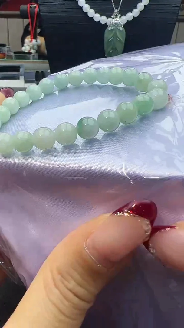 【闪购商品】翡翠手串未镶嵌玉珠是