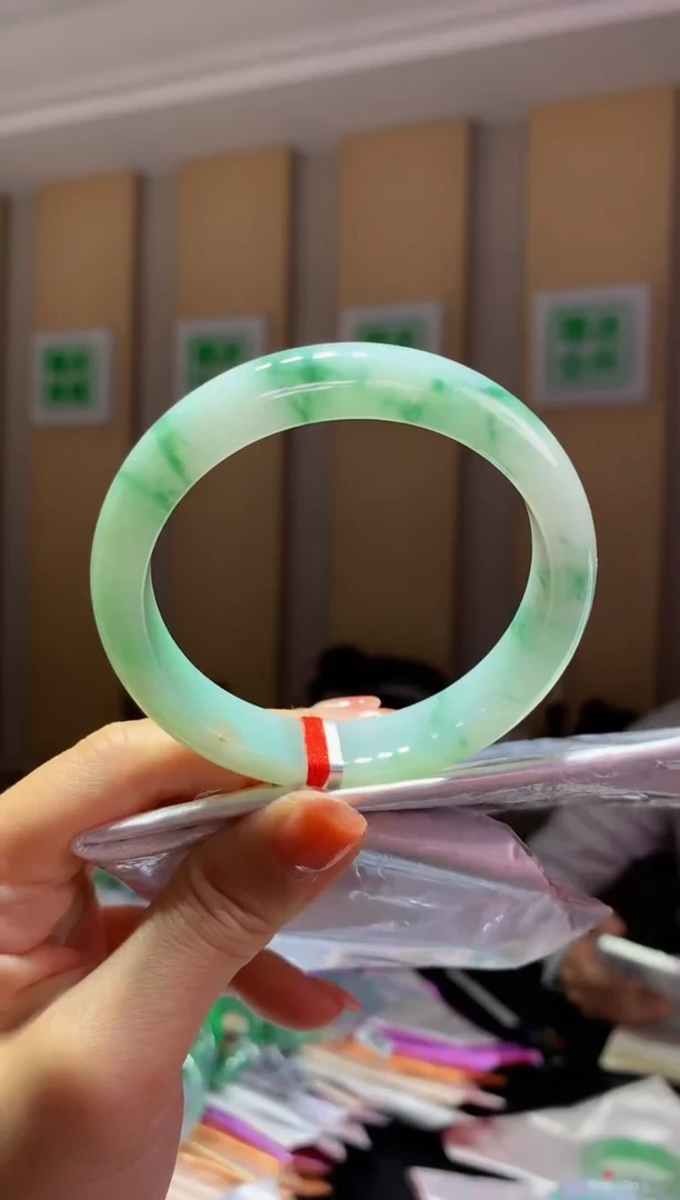 未镶嵌手镯翡翠C13- 圈口56.3