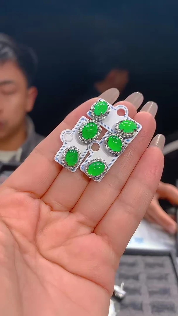 【闪购商品】定制翡翠未镶嵌12-多样性发货（发其一)