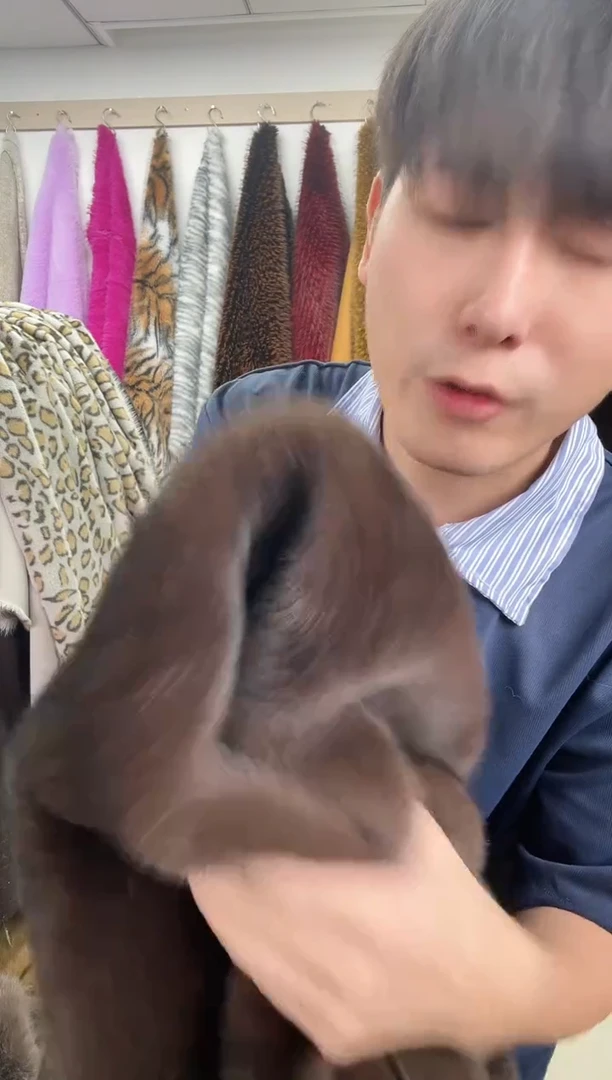 狐狸毛B43尺寸1.8*2