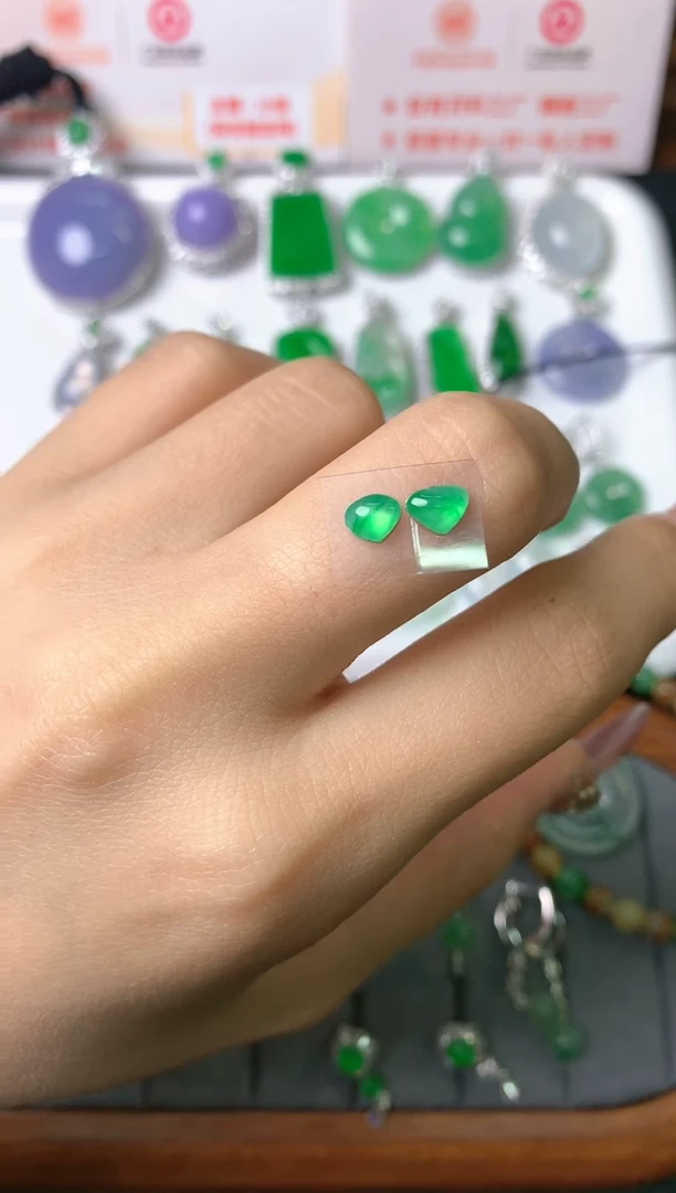 【闪购商品】定制翡翠未镶嵌裸石（镶嵌定制）