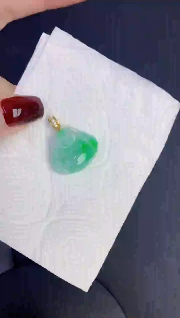 颈饰未镶嵌翡翠缅甸天然翡翠A货