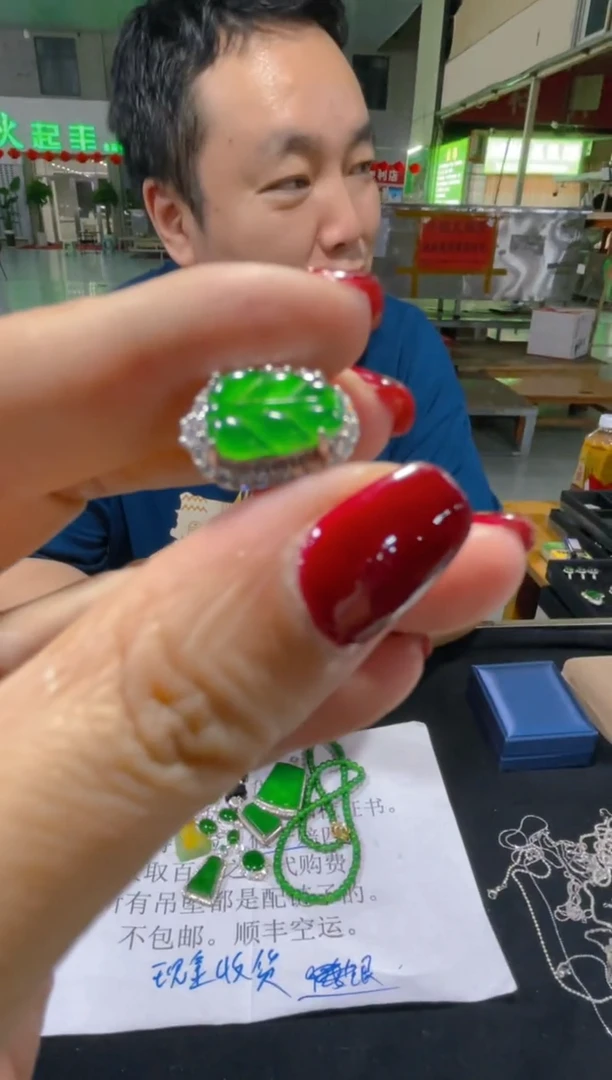 翡翠戒指未镶嵌天然A货翡翠（多样性发货拍一件发件）