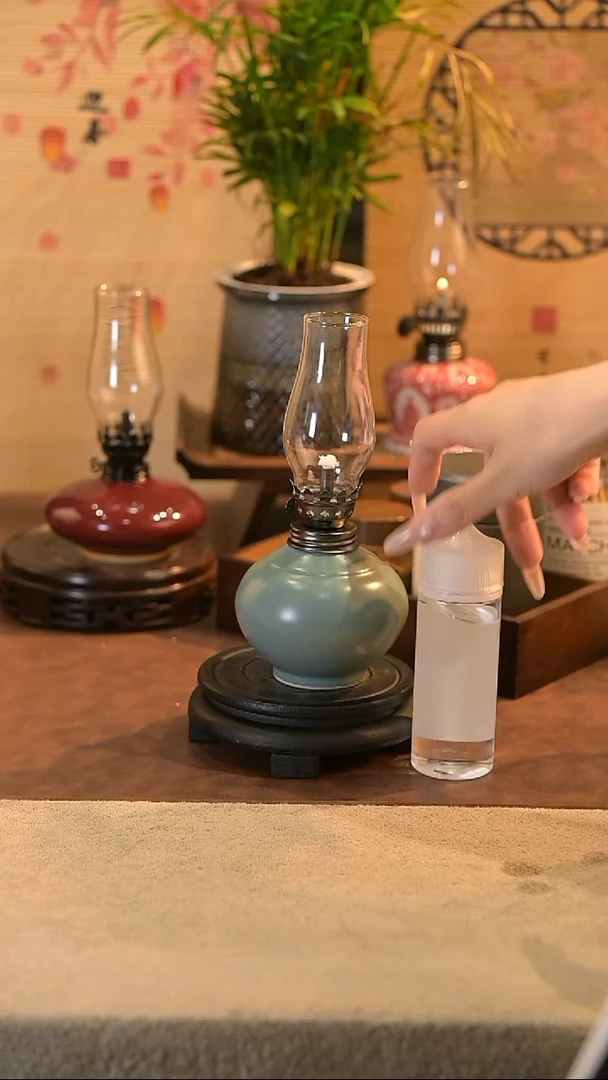 景德镇陶瓷油灯摆件
