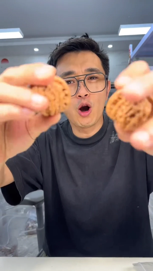 文玩核桃把件38四座楼